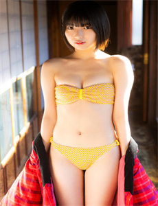 《凹凸女厕偷窥wc视频-挤乳汁》