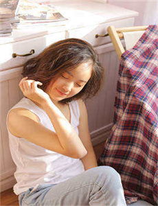 《中国女人高清在线观看-被黑人各种姿势猛烈进出视频》
