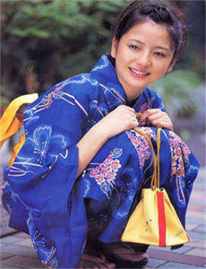 《啊衰动漫-交换玩弄两个美妇教师日本A片》